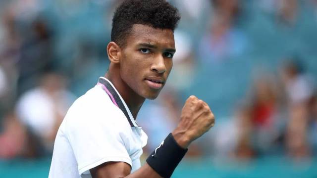 战术策略的 战术策略的