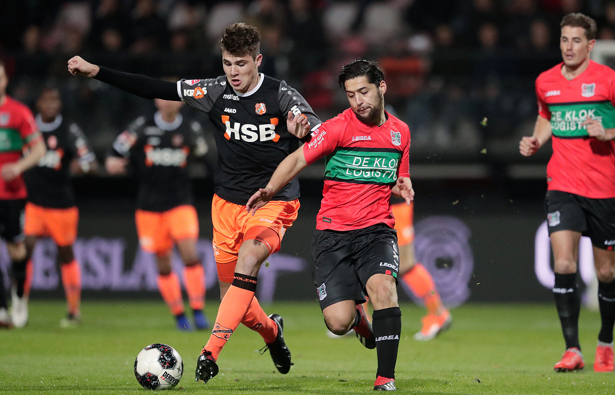 因转会拖延 因转会拖延