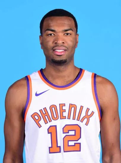 由于对手近 由于对手近