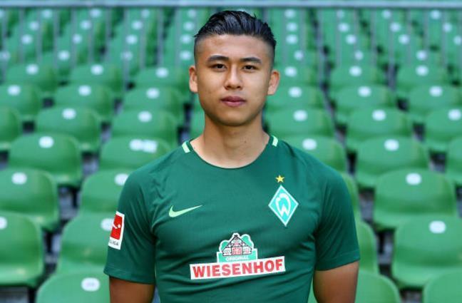 她承受了常 她承受了常